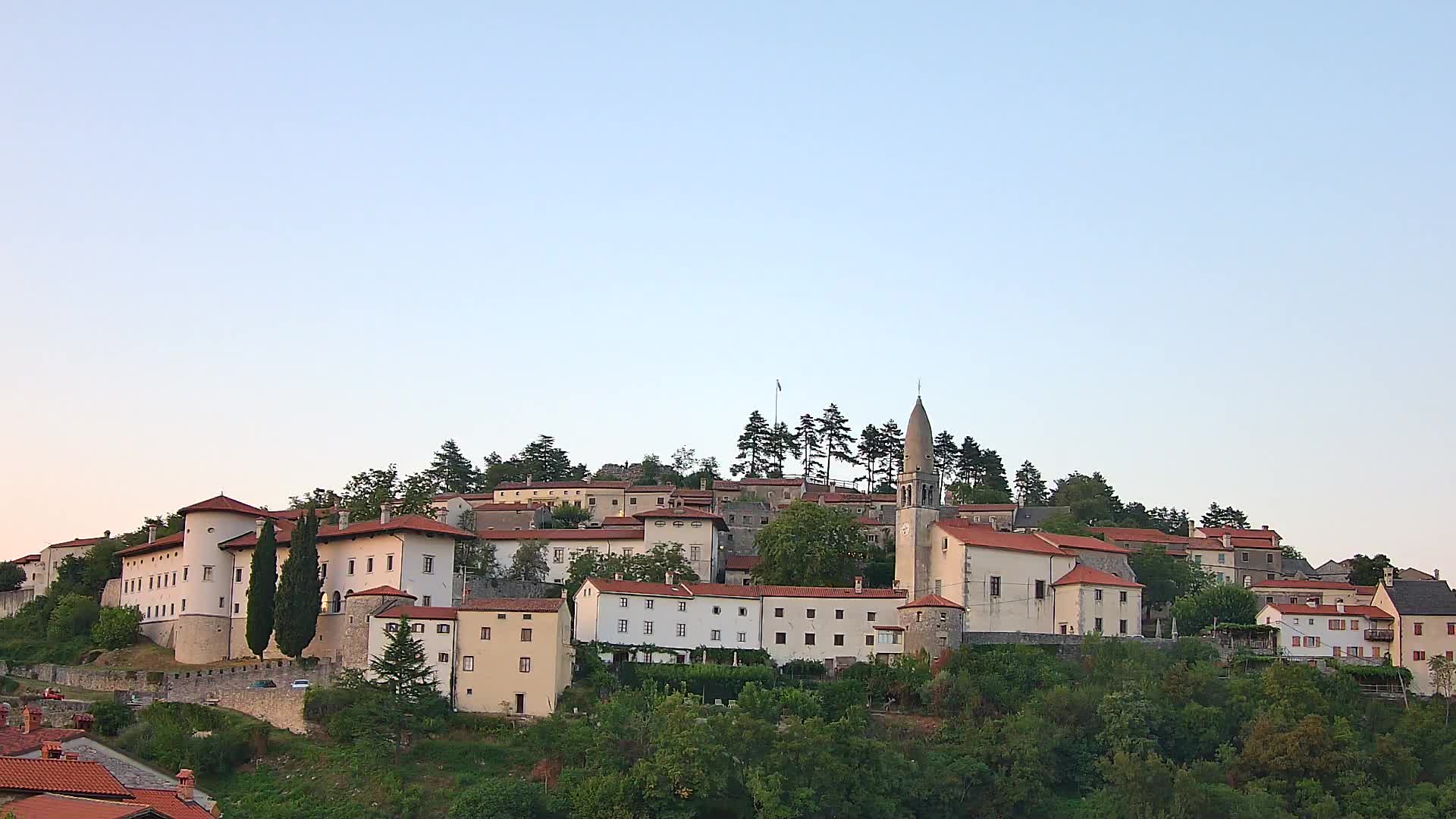 Štanjel Uživo: Otkrijte Srce Krasne Regije