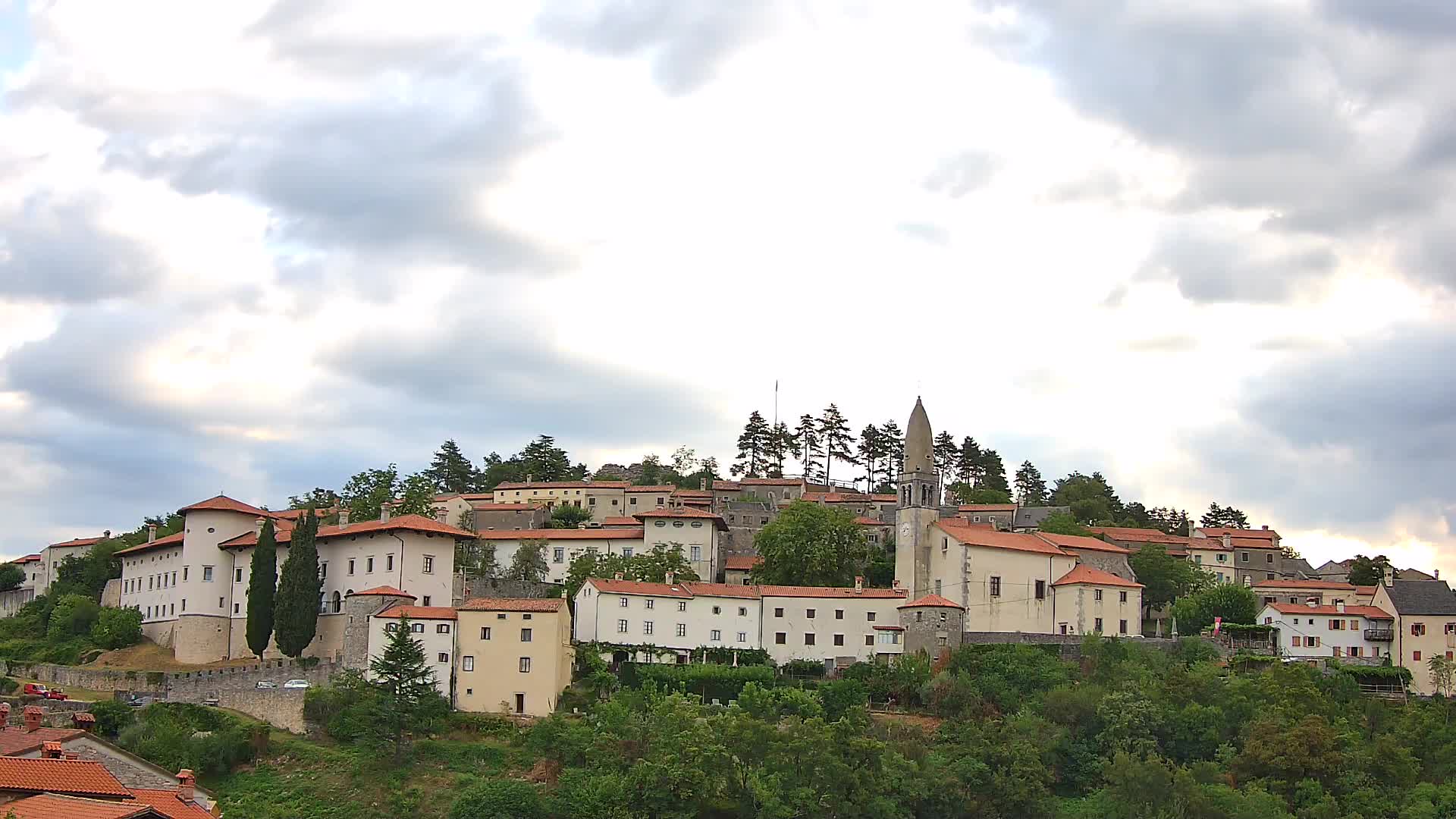 Štanjel – Entdecken Sie das Herz der Karstregion