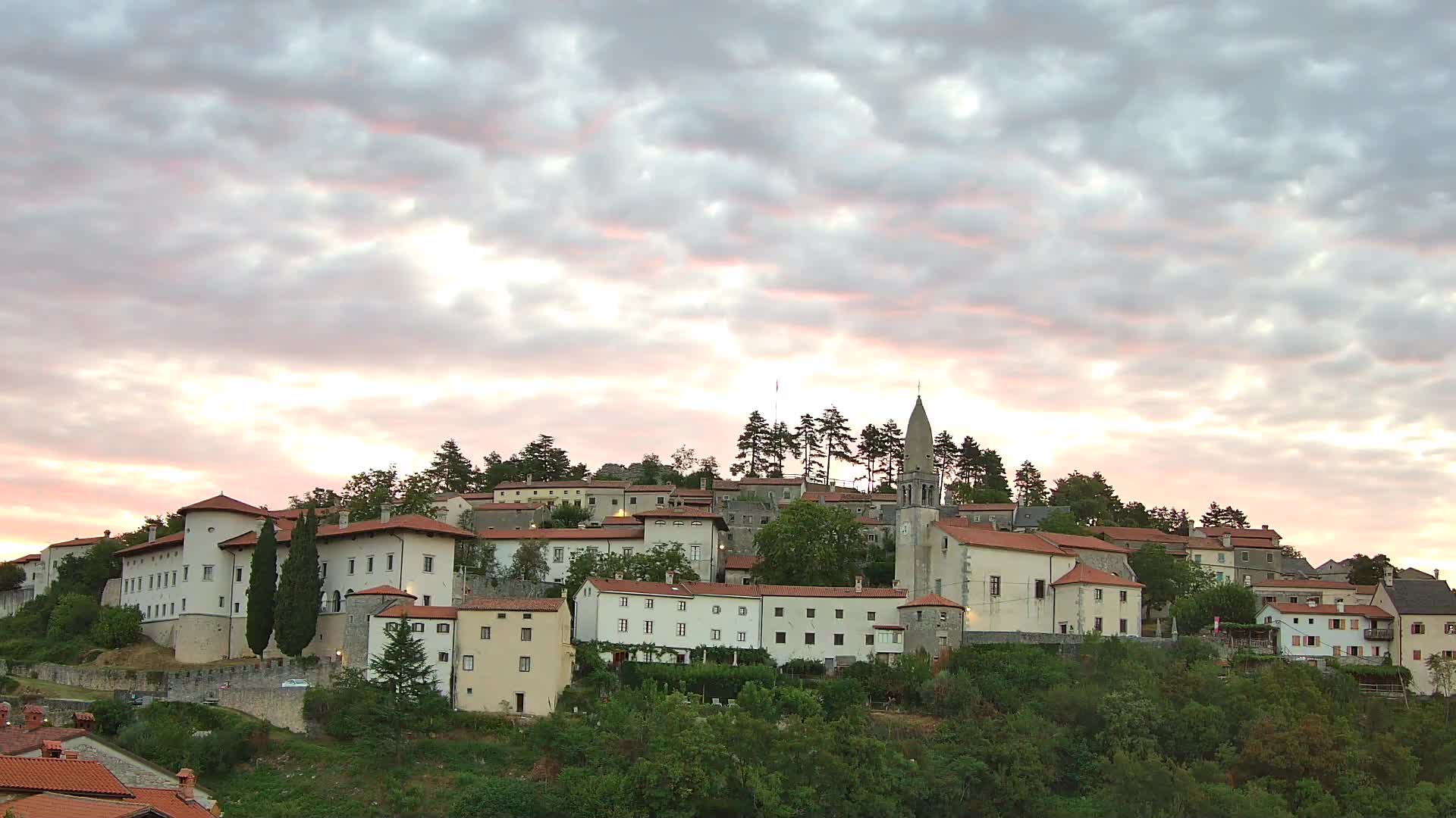 Štanjel – Discover the Heart of the Karst Region