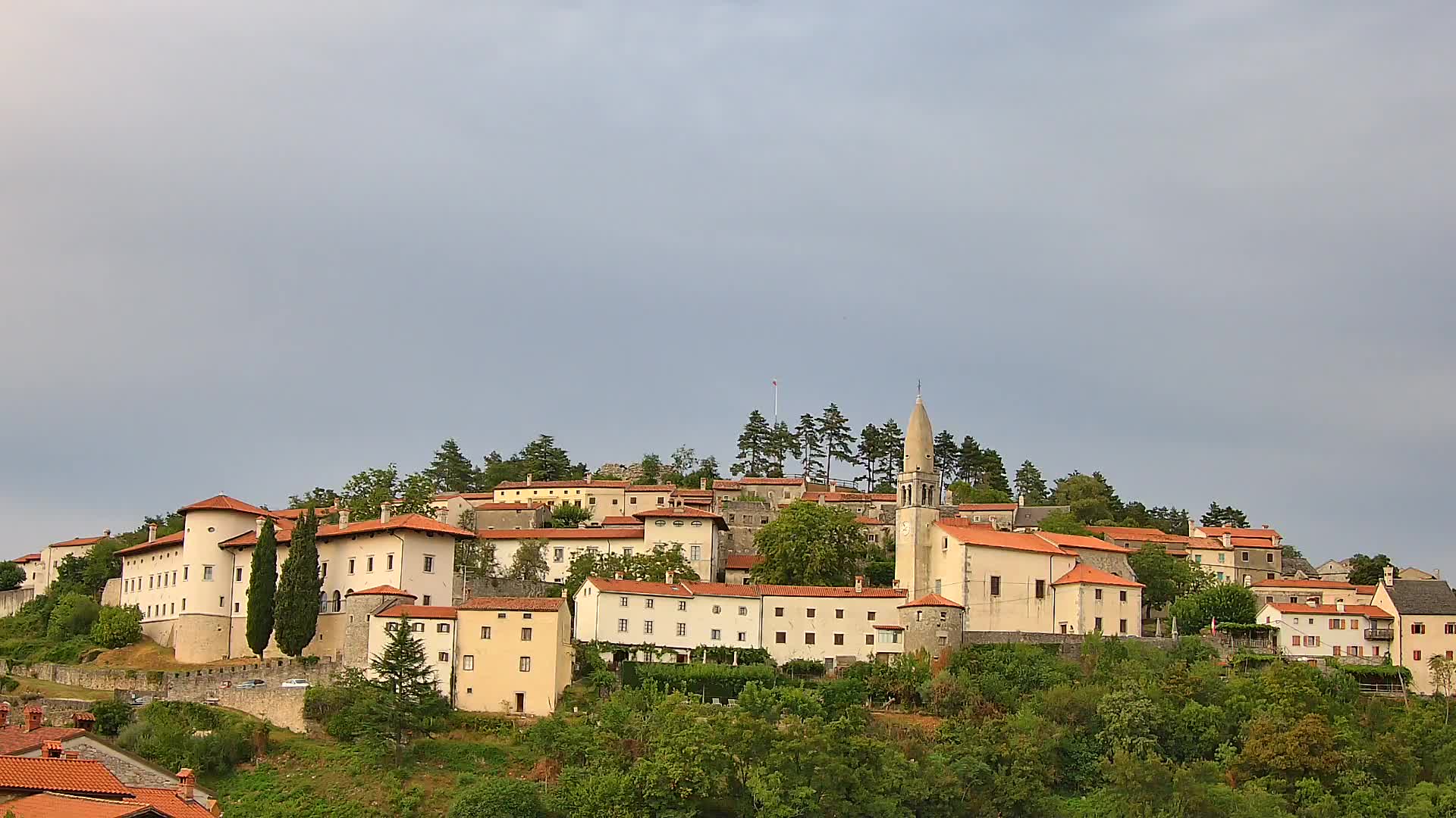 Štanjel – Entdecken Sie das Herz der Karstregion