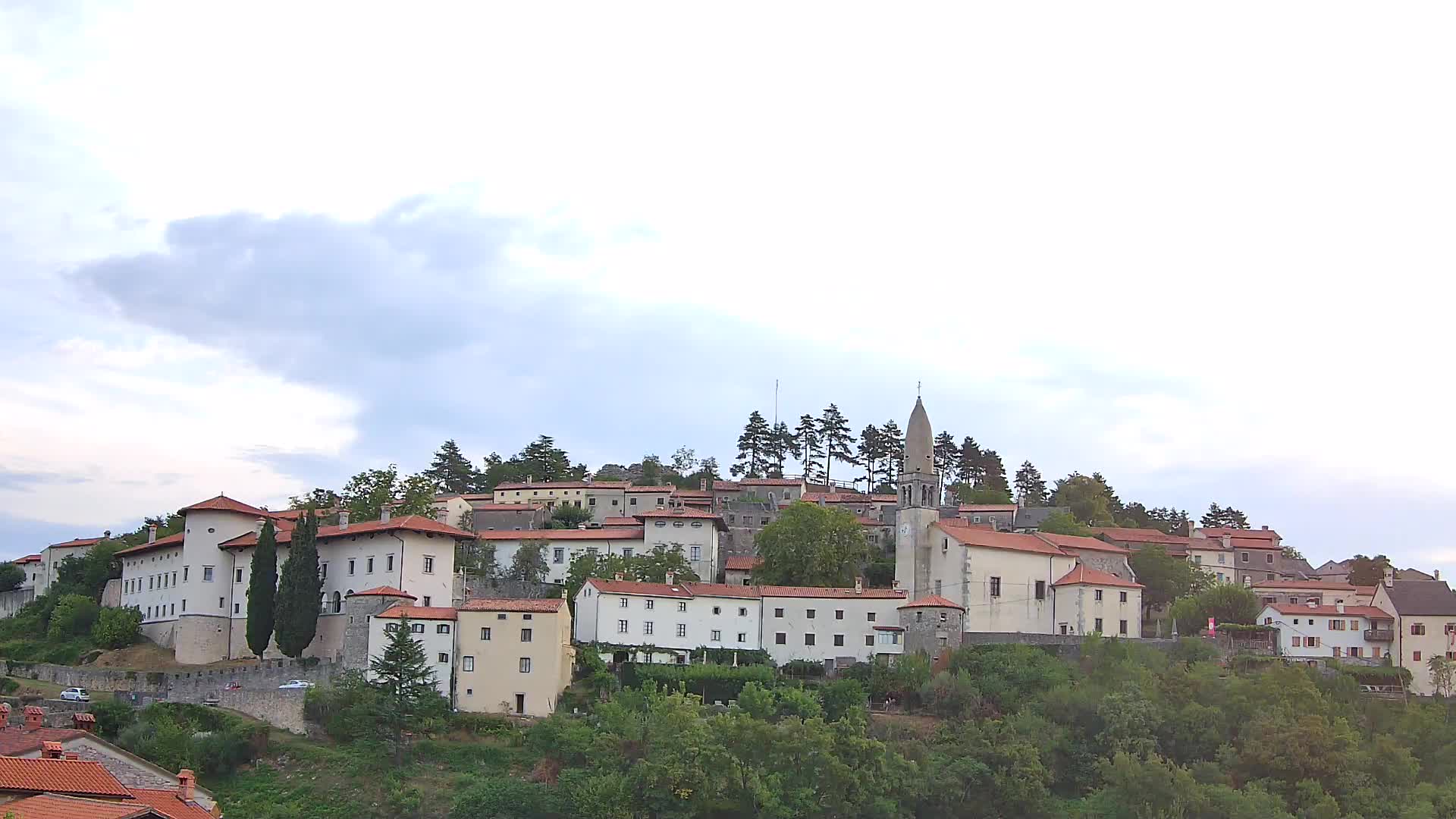 Štanjel – Entdecken Sie das Herz der Karstregion
