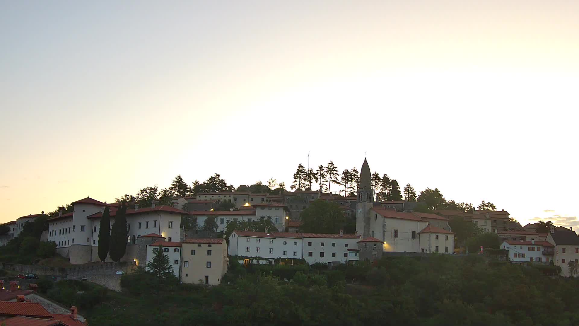Štanjel – Entdecken Sie das Herz der Karstregion