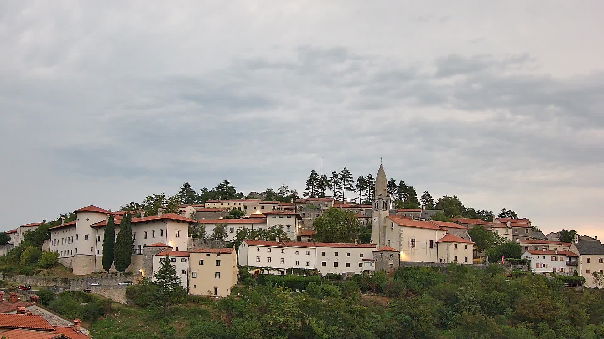 Štanjel – Entdecken Sie das Herz der Karstregion