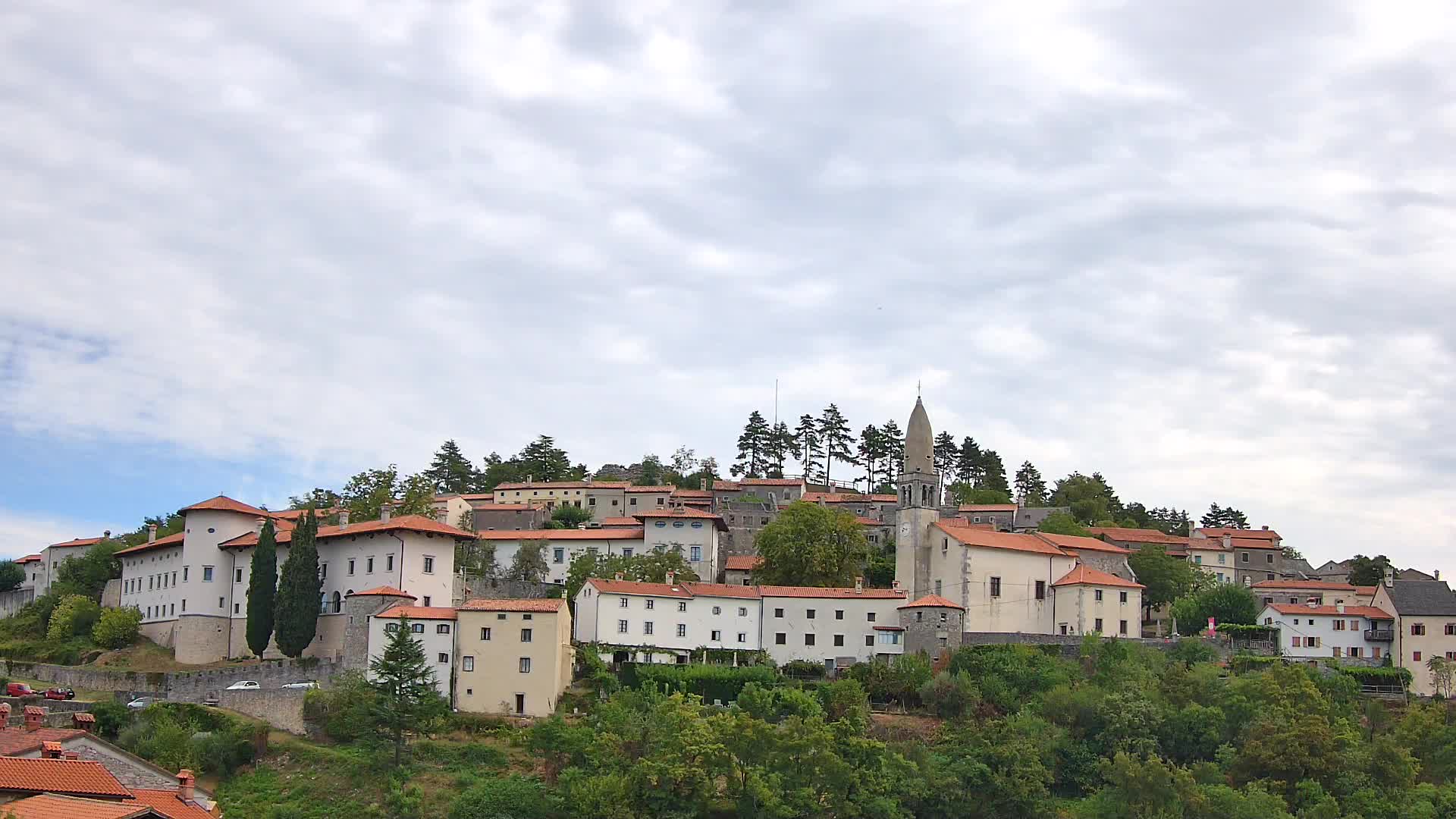 Štanjel – Découvrez le Cœur du Karst
