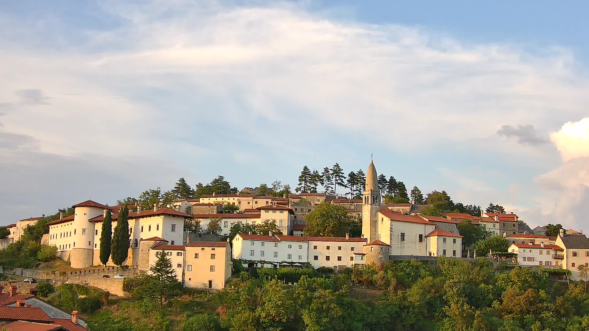 Štanjel – Entdecken Sie das Herz der Karstregion