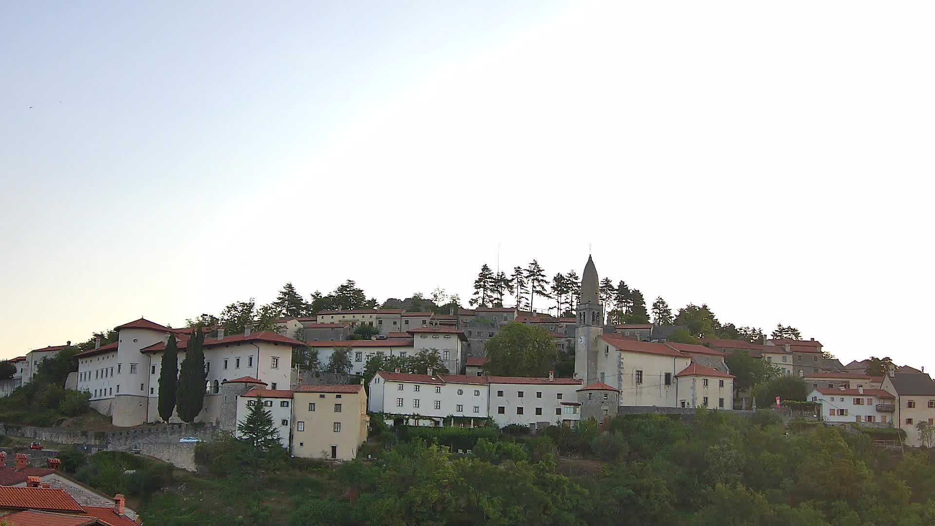 Štanjel – Entdecken Sie das Herz der Karstregion