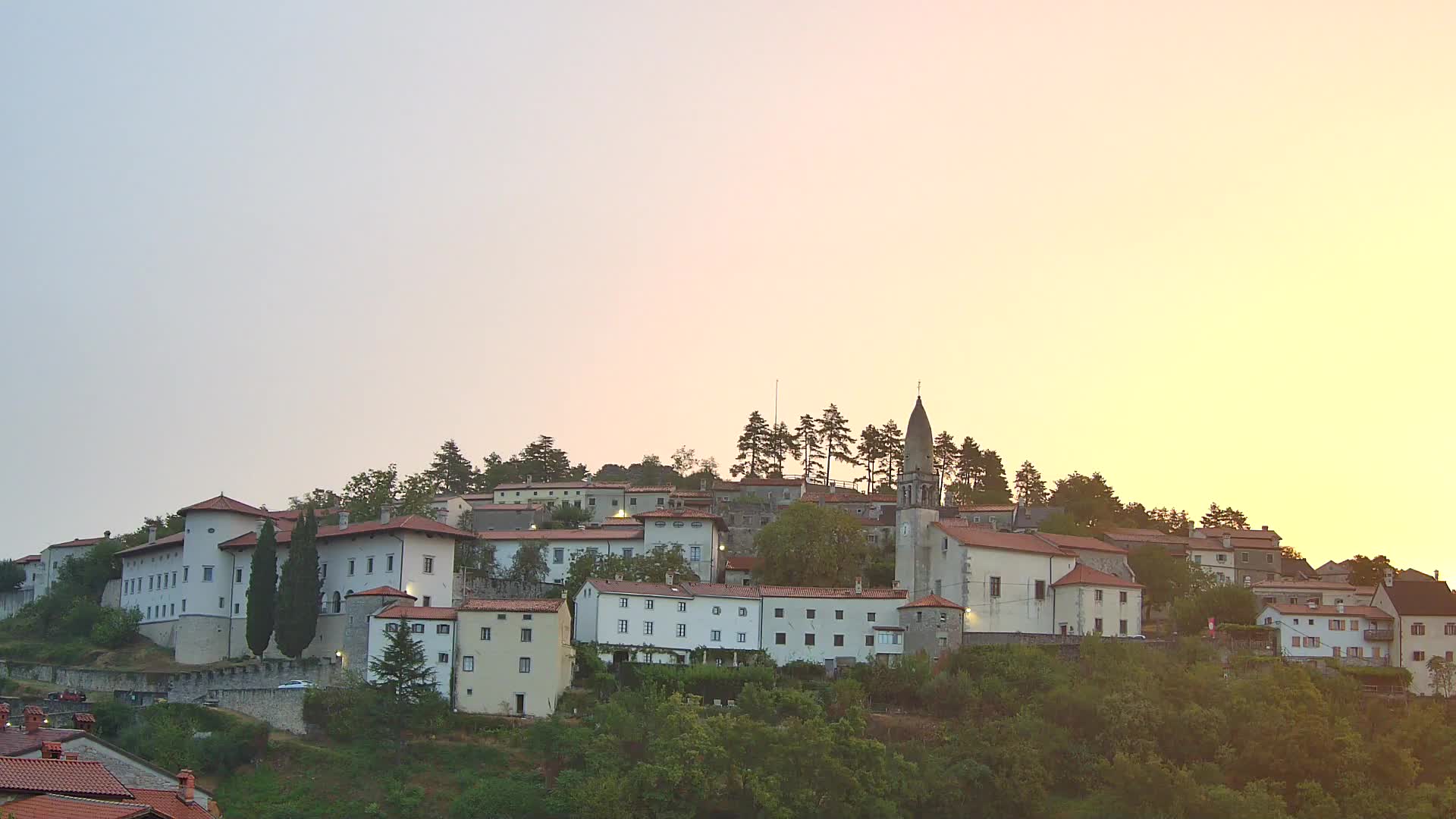 Štanjel – Entdecken Sie das Herz der Karstregion