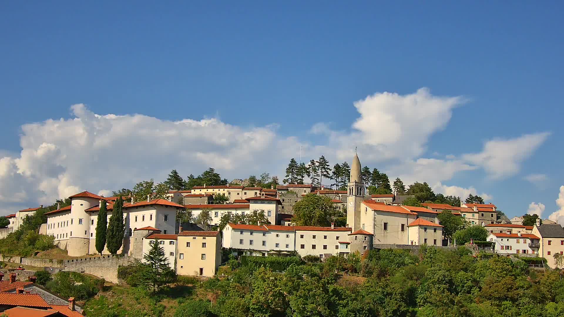 Štanjel – Entdecken Sie das Herz der Karstregion