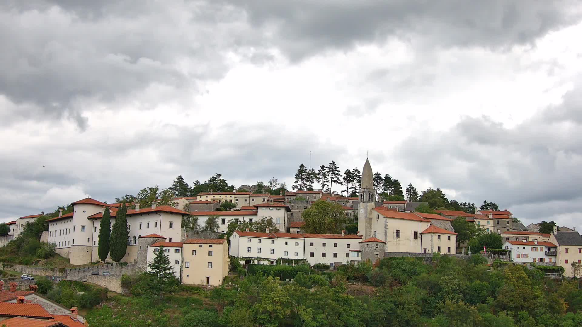 Štanjel – Entdecken Sie das Herz der Karstregion