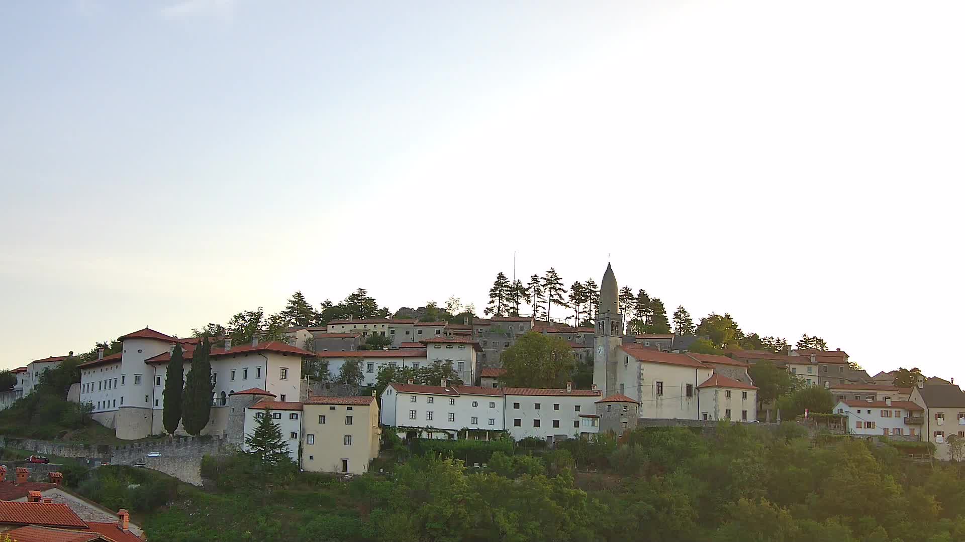 Štanjel – Entdecken Sie das Herz der Karstregion