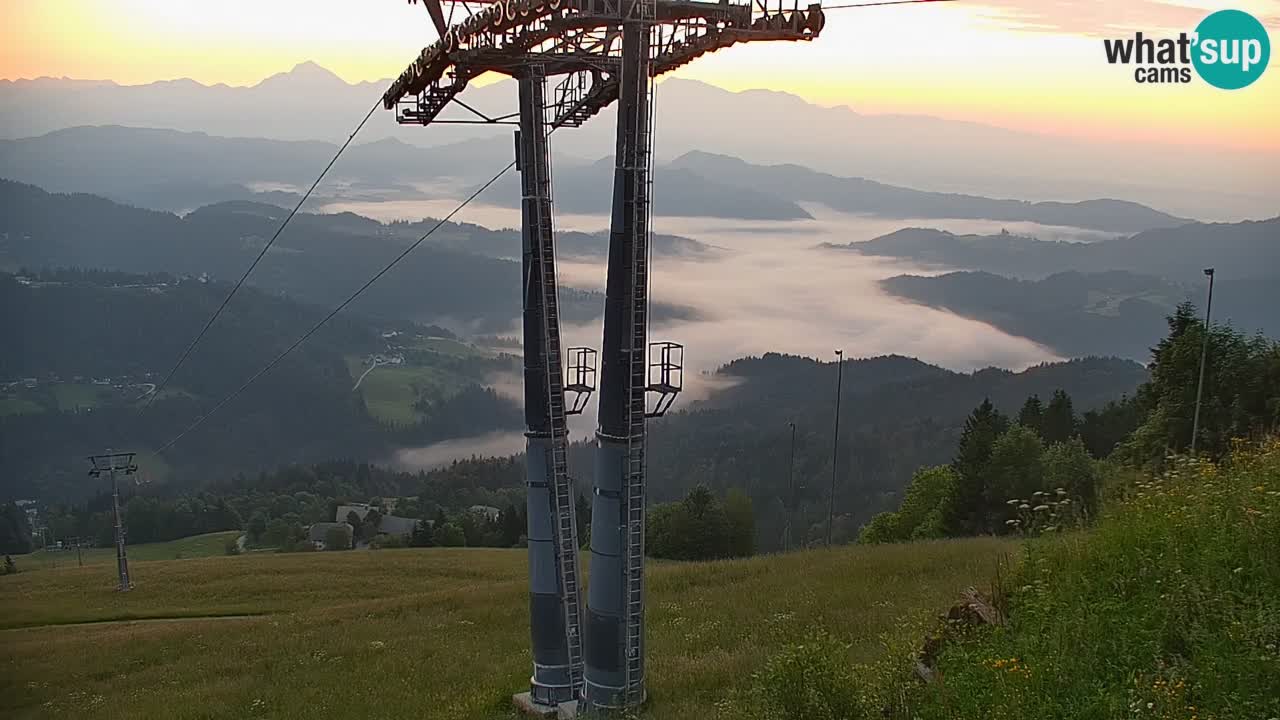 Stazione sciistica di Stari Vrh Webcam in diretta – Slovenia