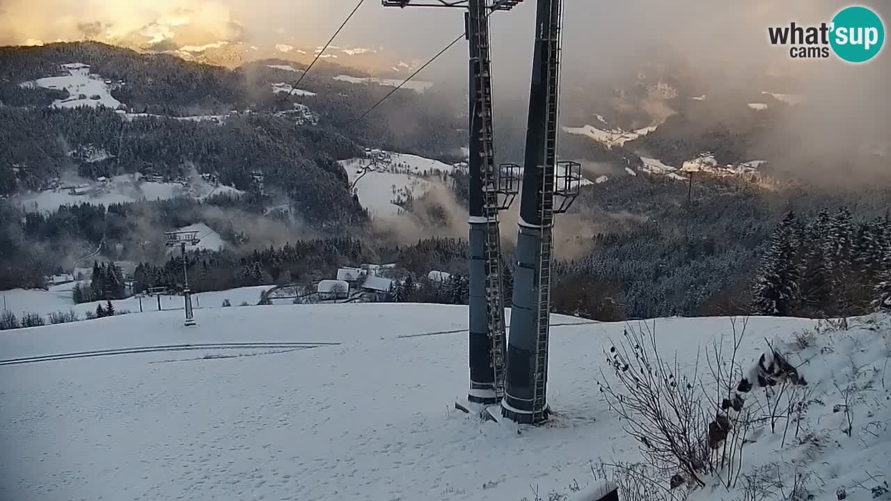 Stazione sciistica di Stari Vrh Webcam in diretta – Slovenia