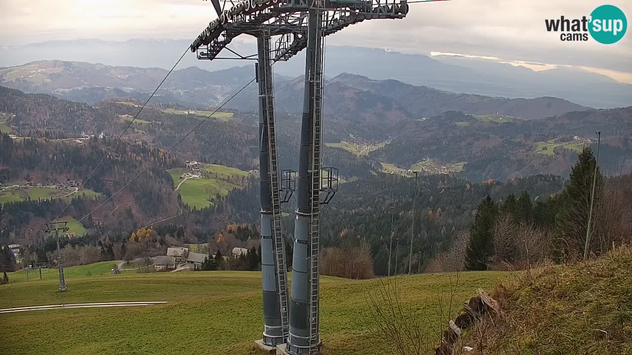 Smučišče Stari Vrh Spletna kamera – vrtljiva