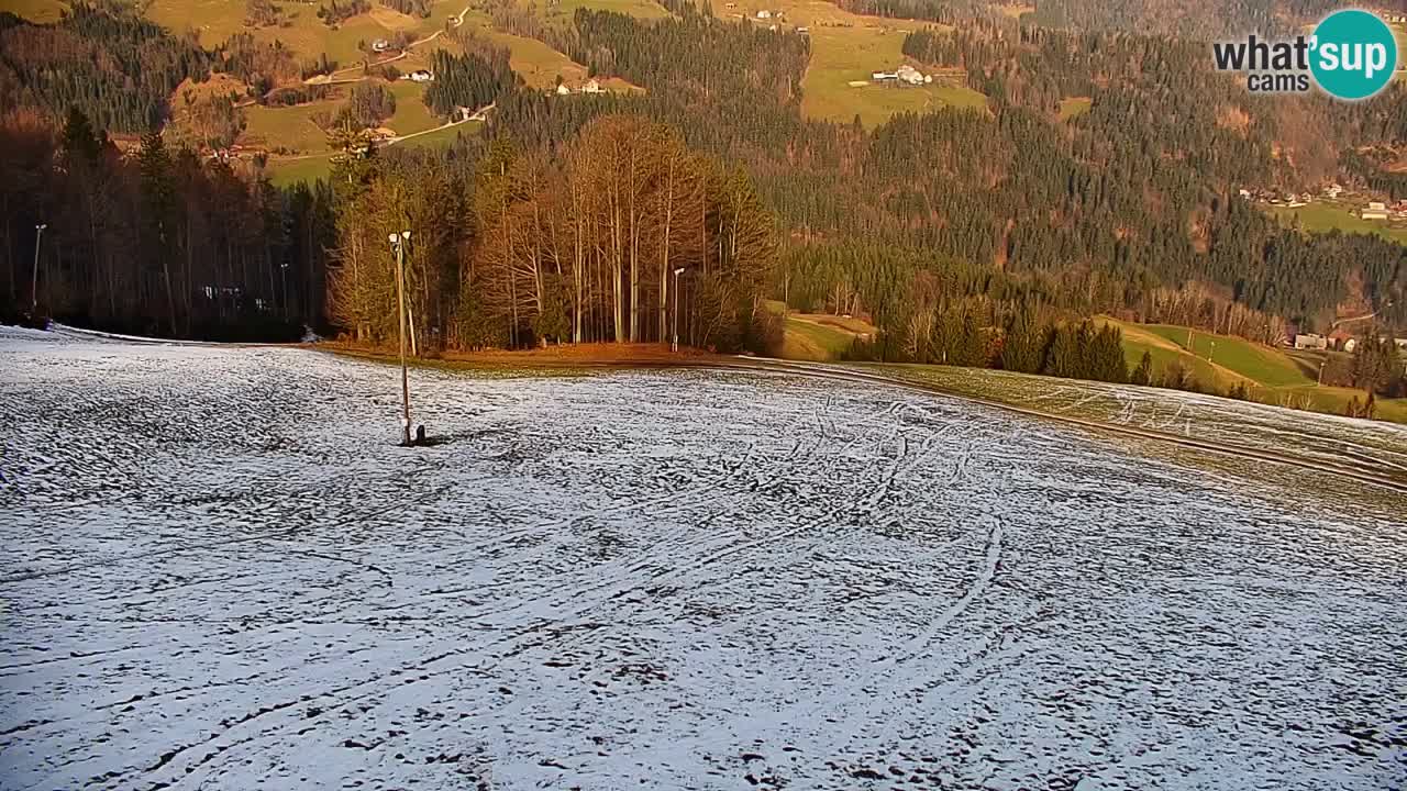 Stazione sciistica di Stari Vrh Webcam in diretta – Slovenia