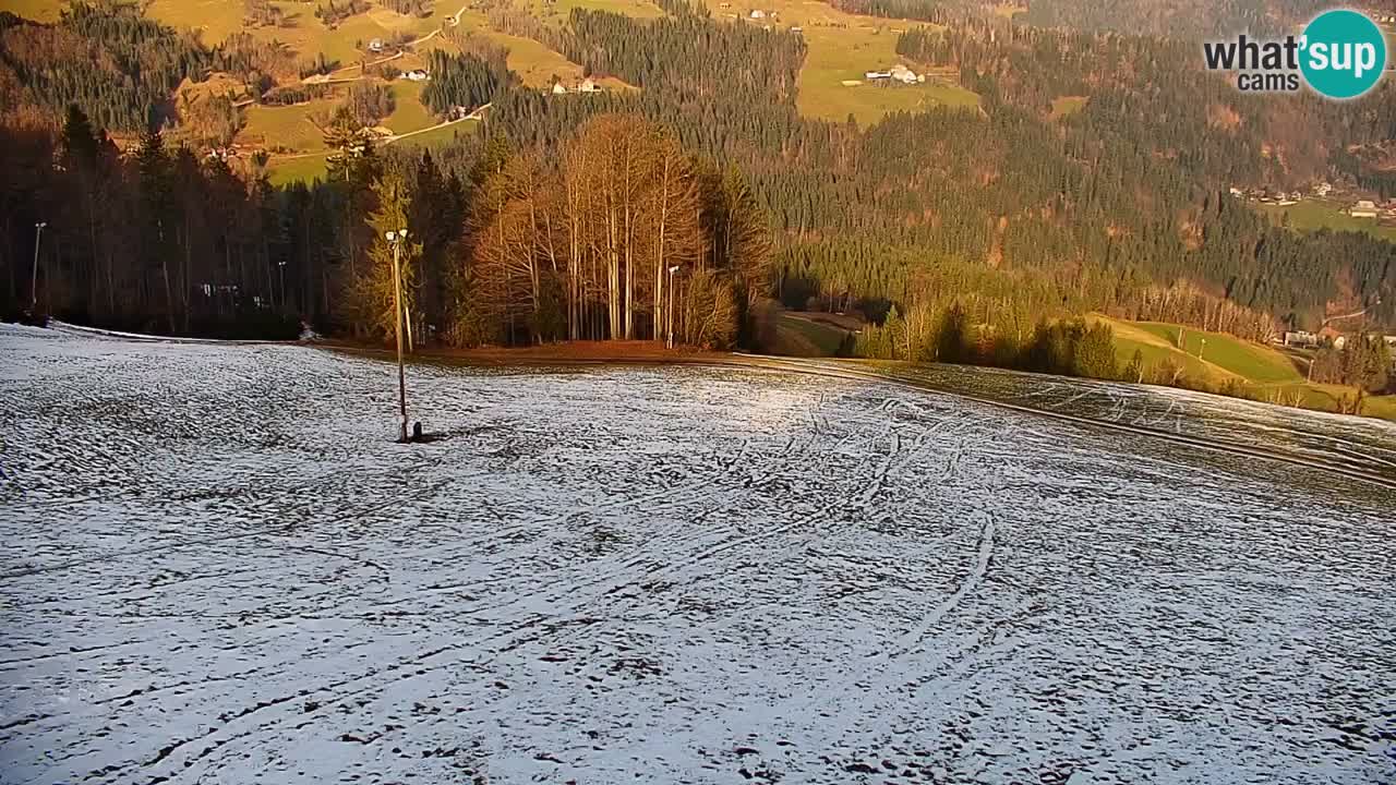 Stazione sciistica di Stari Vrh Webcam in diretta – Slovenia