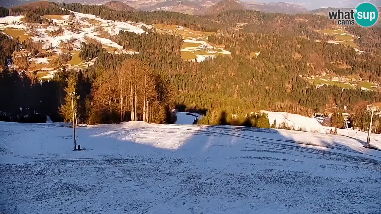 Smučišče Stari Vrh Spletna kamera – vrtljiva