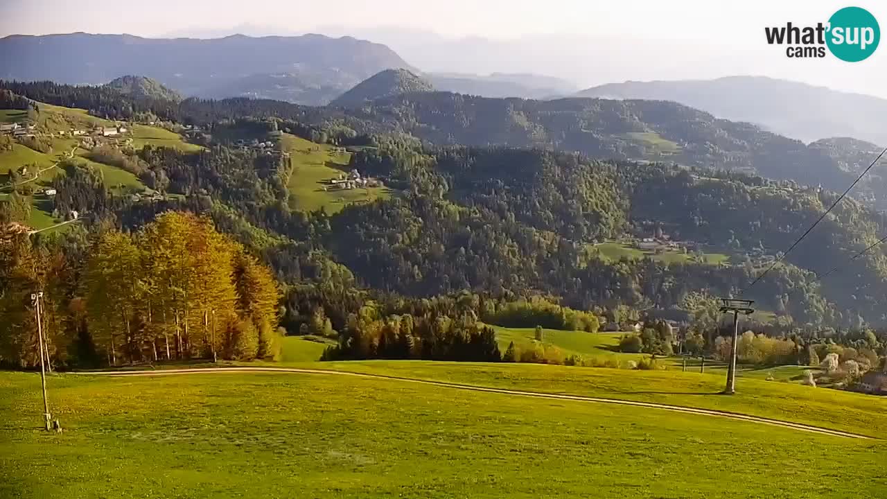 Smučišče Stari Vrh Spletna kamera – vrtljiva