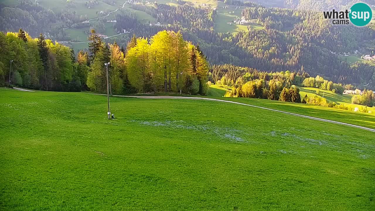 Smučišče Stari Vrh Spletna kamera – vrtljiva
