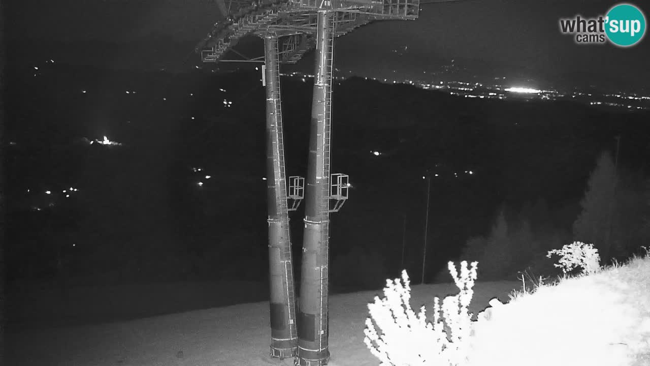Stazione sciistica di Stari Vrh Webcam in diretta – Slovenia