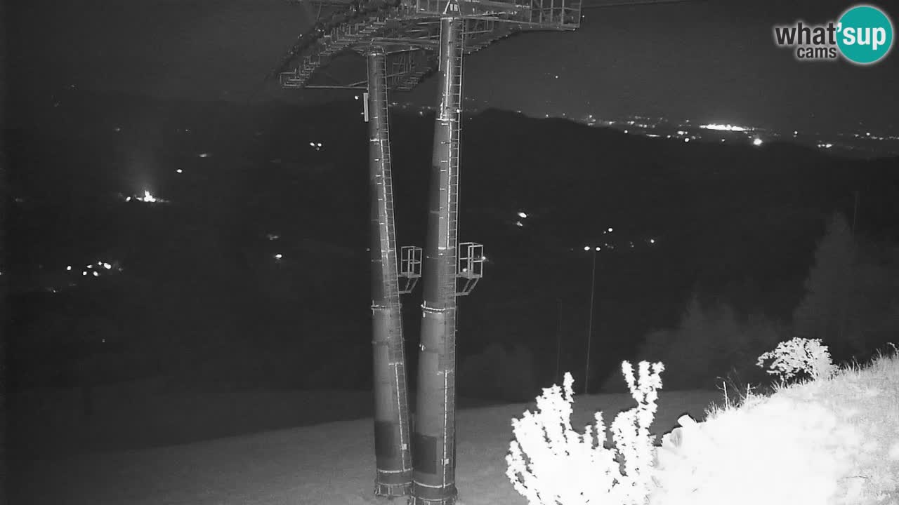 Stazione sciistica di Stari Vrh Webcam in diretta – Slovenia