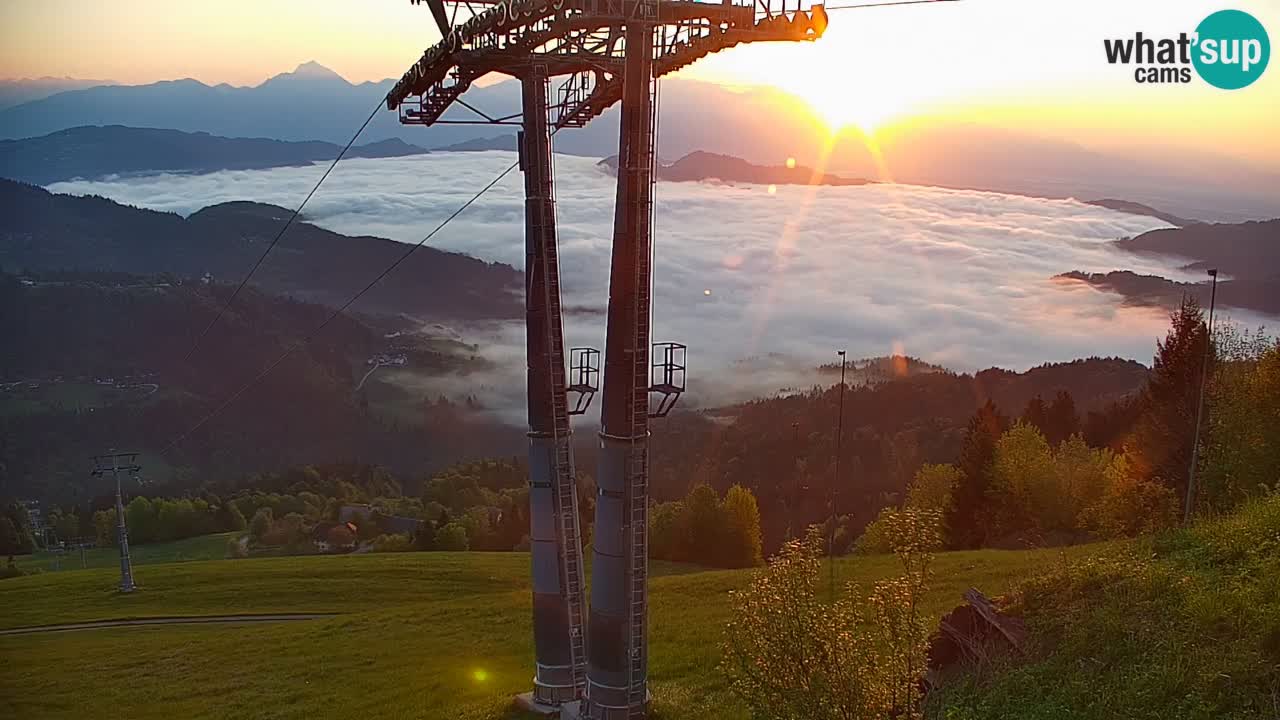 Stazione sciistica di Stari Vrh Webcam in diretta – Slovenia