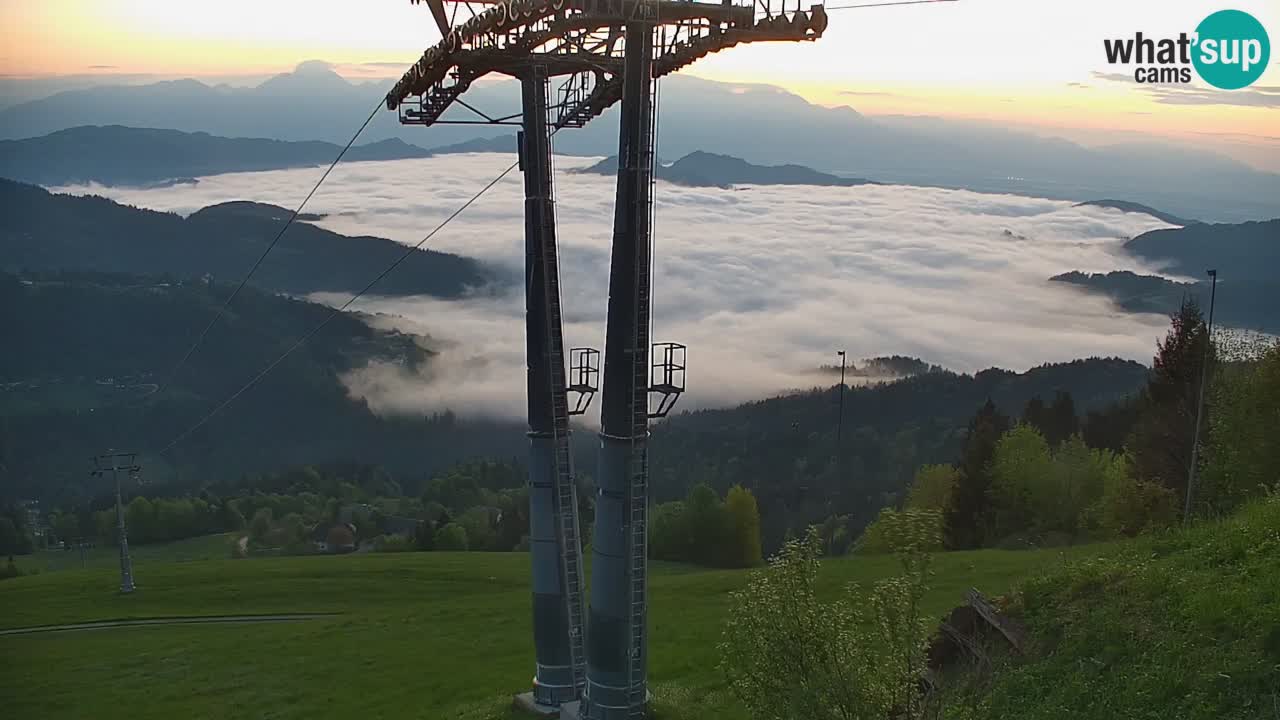 Stazione sciistica di Stari Vrh Webcam in diretta – Slovenia