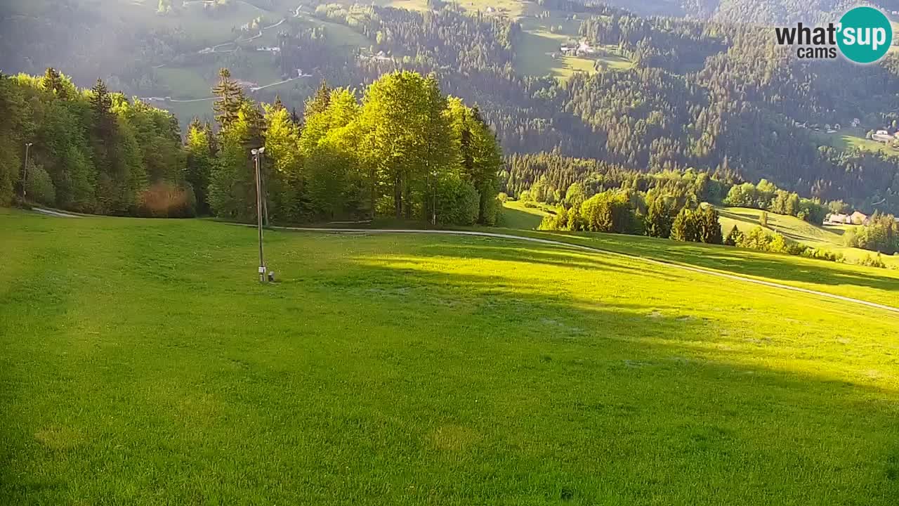 Stazione sciistica di Stari Vrh Webcam in diretta – Slovenia