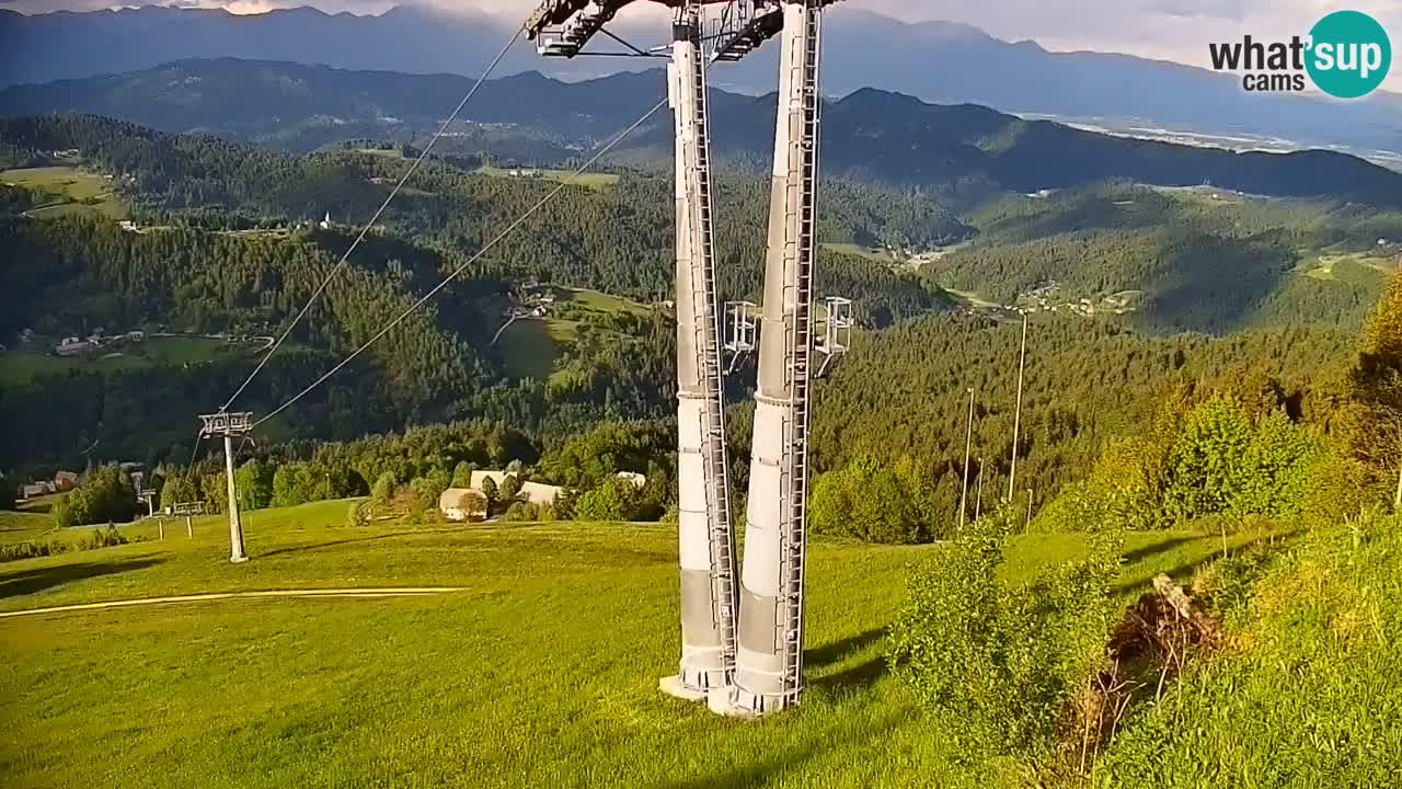 Skijalište Stari Vrh Web kamera uživo – Slovenija