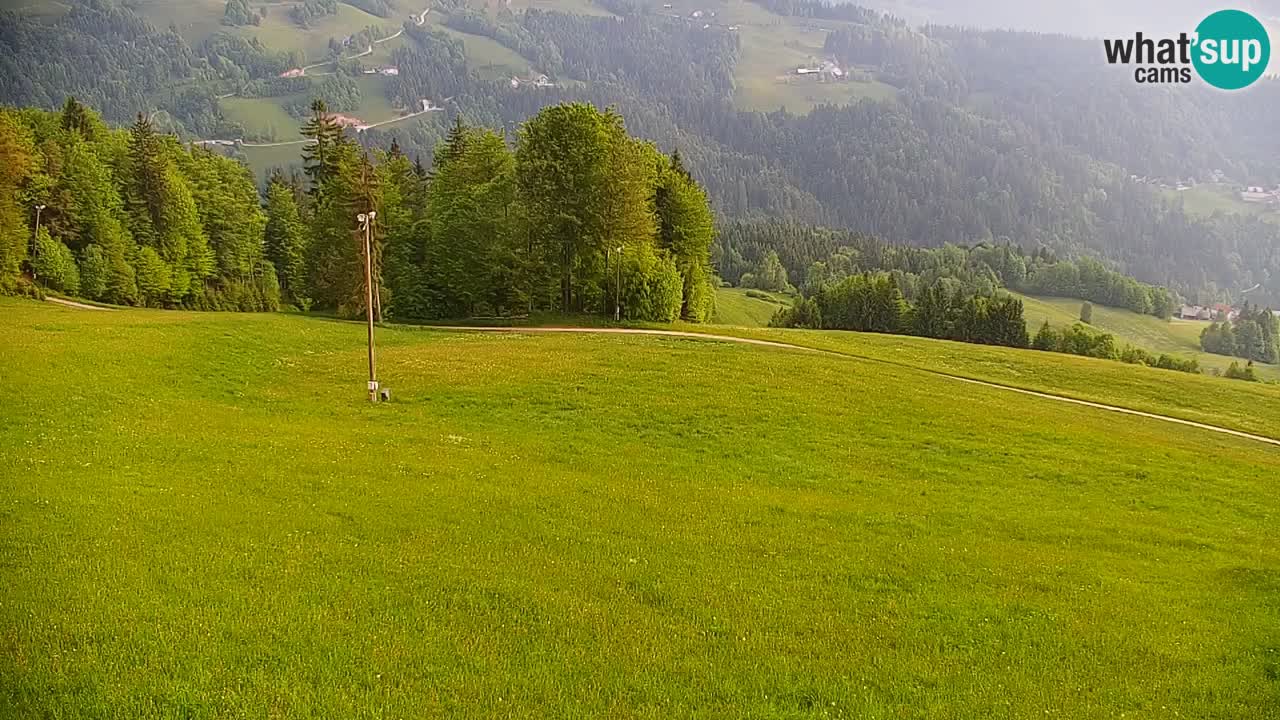 Skijalište Stari Vrh Web kamera uživo – Slovenija