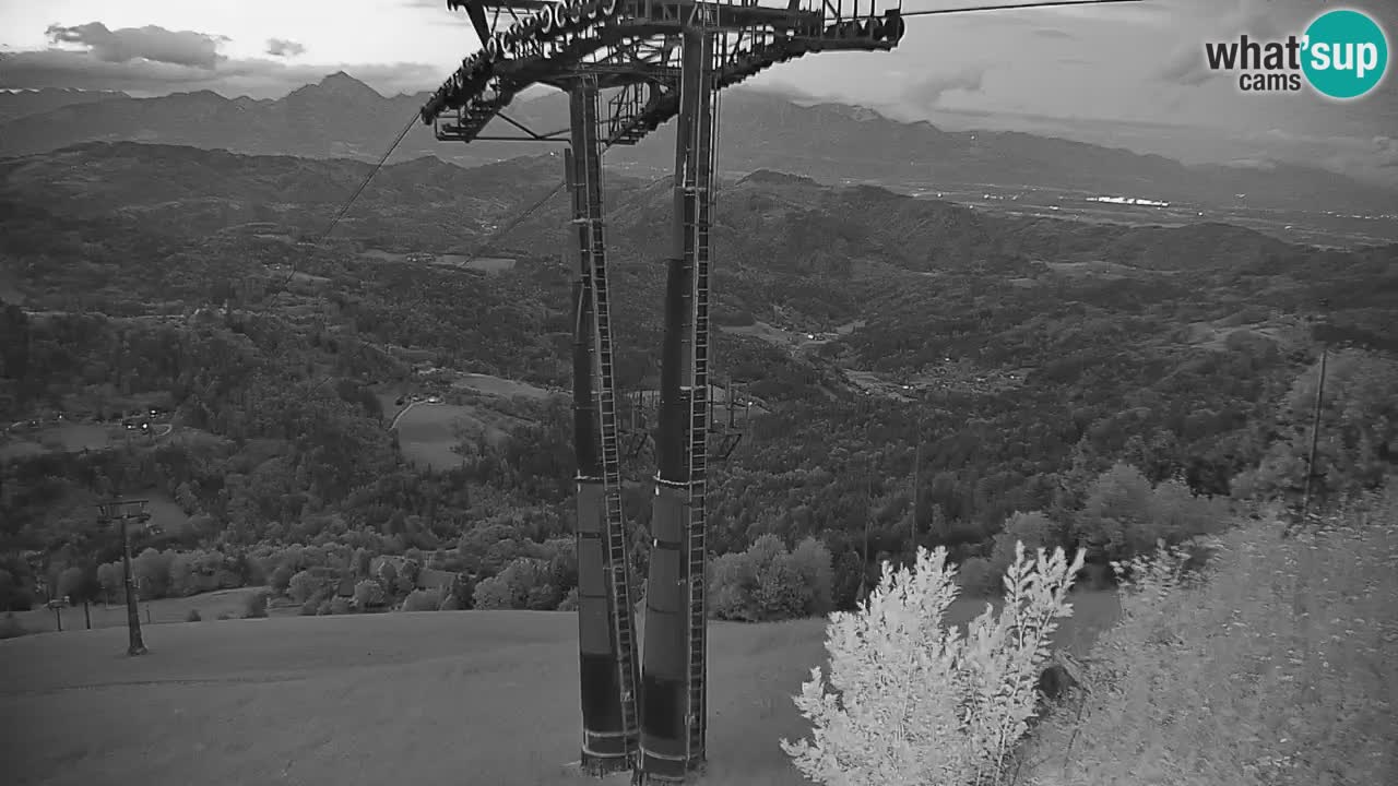 Stazione sciistica di Stari Vrh Webcam in diretta – Slovenia