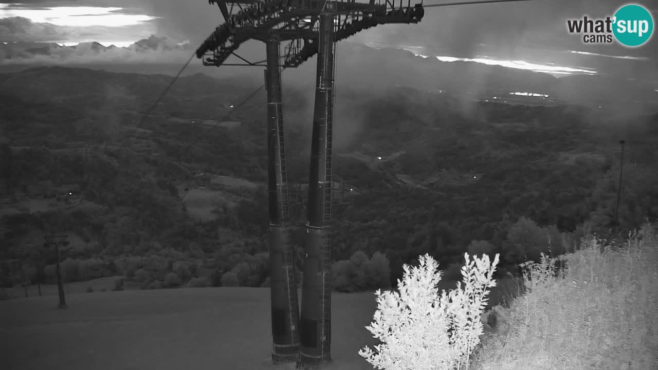 Skijalište Stari Vrh Web kamera uživo – Slovenija