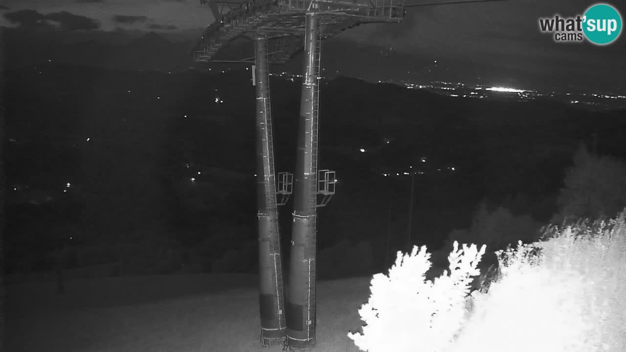 Stazione sciistica di Stari Vrh Webcam in diretta – Slovenia
