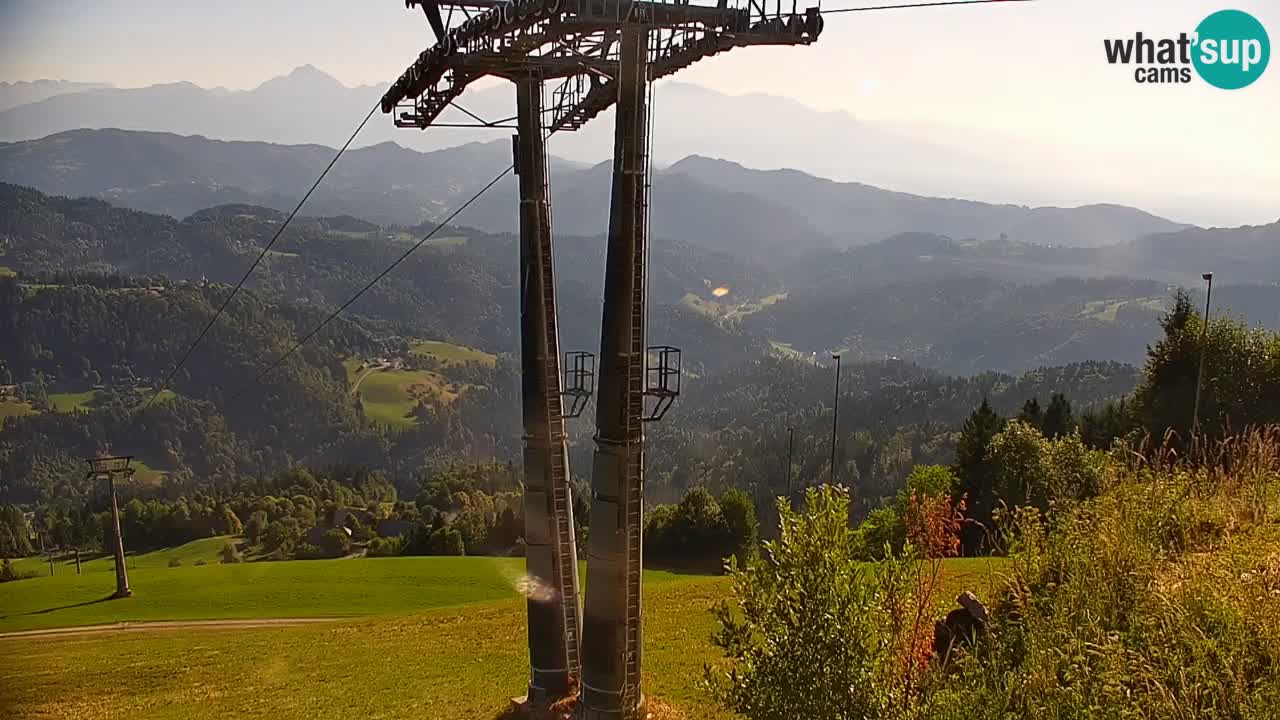 Smučišče Stari Vrh Spletna kamera – vrtljiva