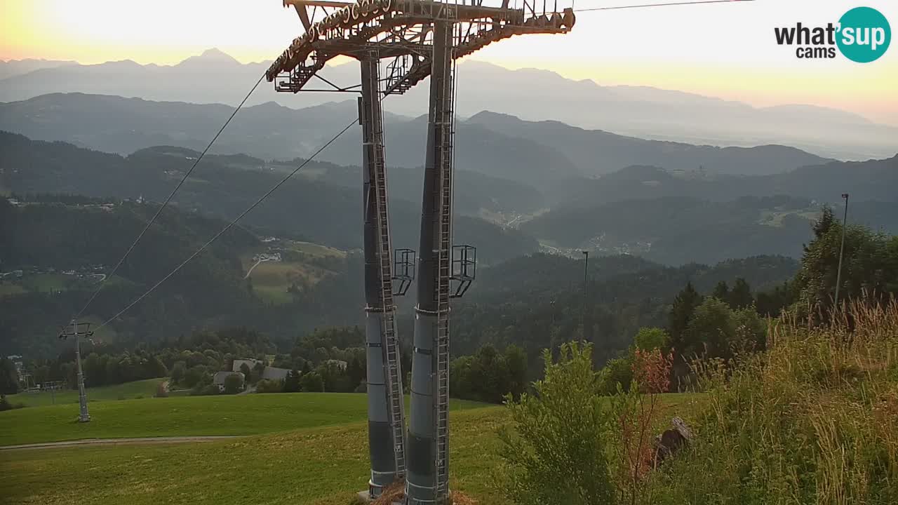 Stazione sciistica di Stari Vrh Webcam in diretta – Slovenia