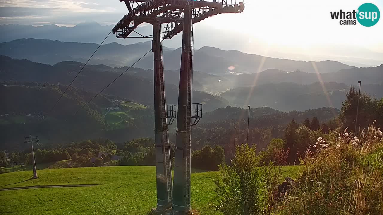 Smučišče Stari Vrh Spletna kamera – vrtljiva