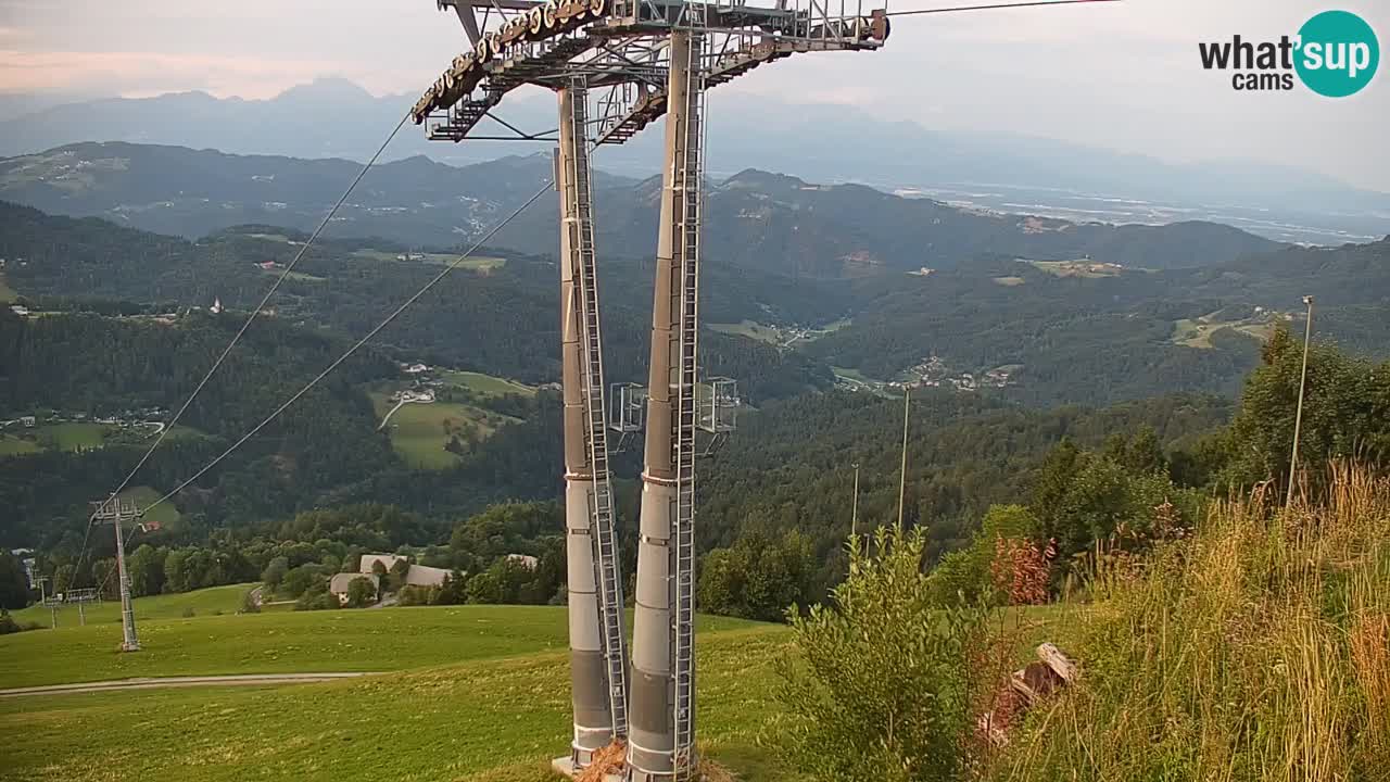 Smučišče Stari Vrh Spletna kamera – vrtljiva