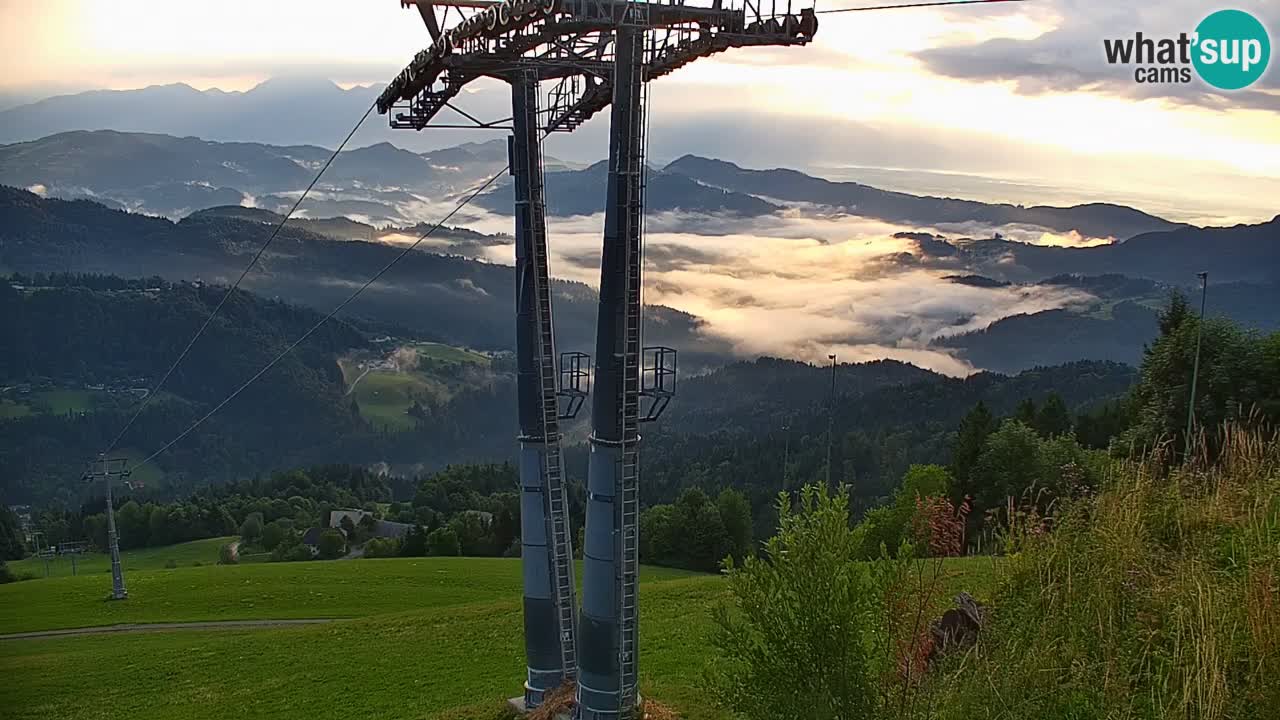 Smučišče Stari Vrh Spletna kamera – vrtljiva
