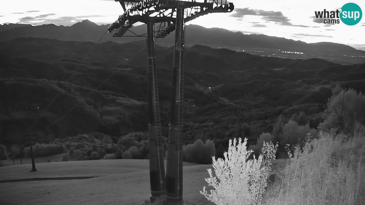Stari Vrh Ski resort Live webcam – Slovenia