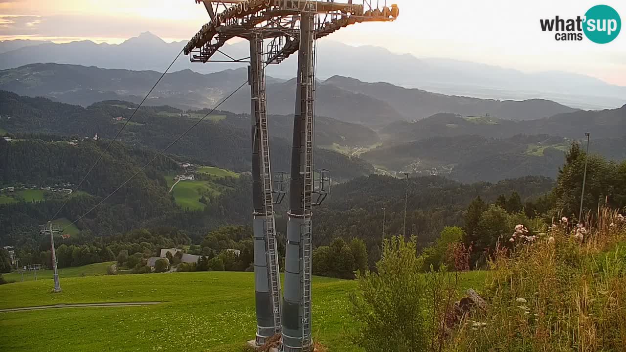 Skijalište Stari Vrh Web kamera uživo – Slovenija