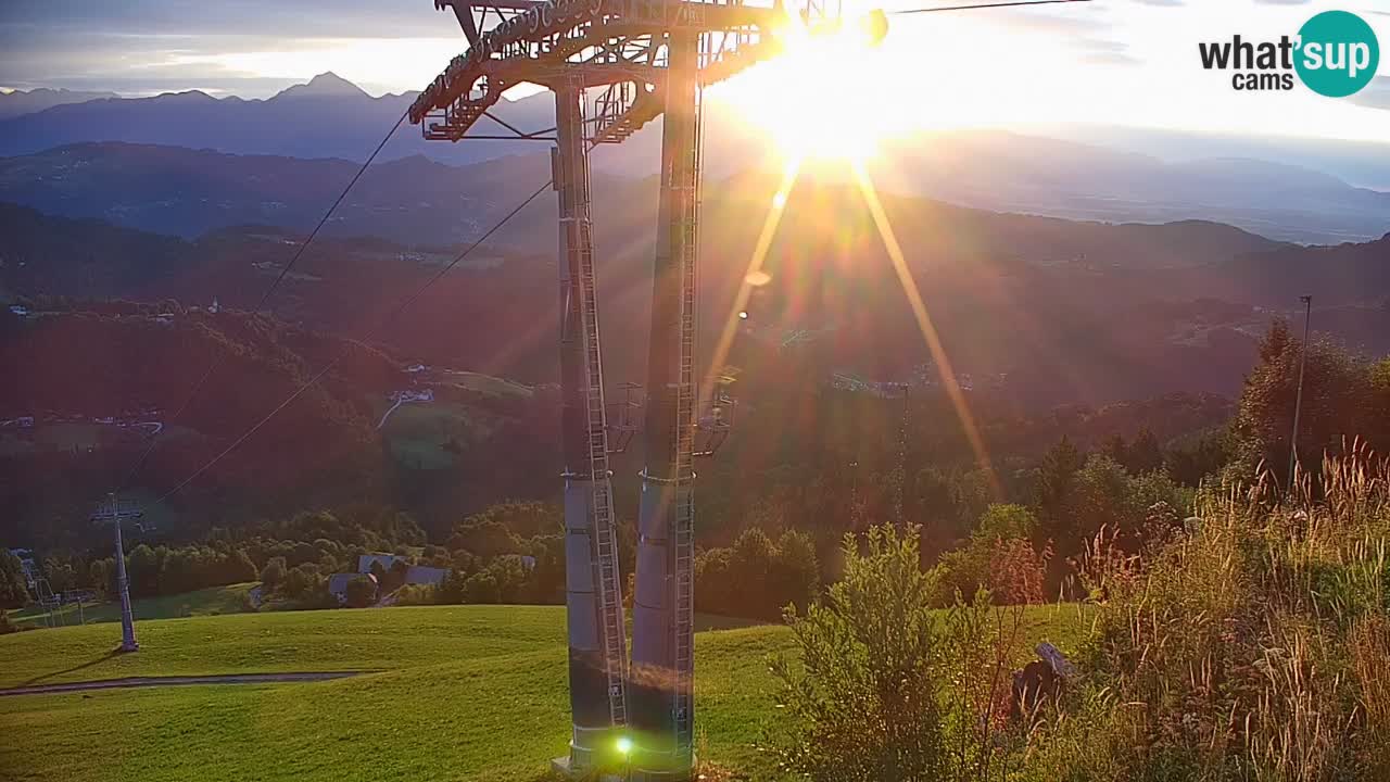 Stazione sciistica di Stari Vrh Webcam in diretta – Slovenia
