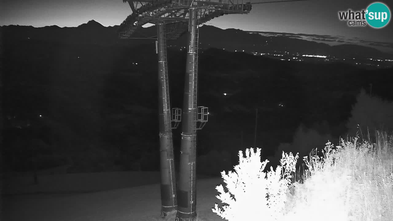 Stazione sciistica di Stari Vrh Webcam in diretta – Slovenia