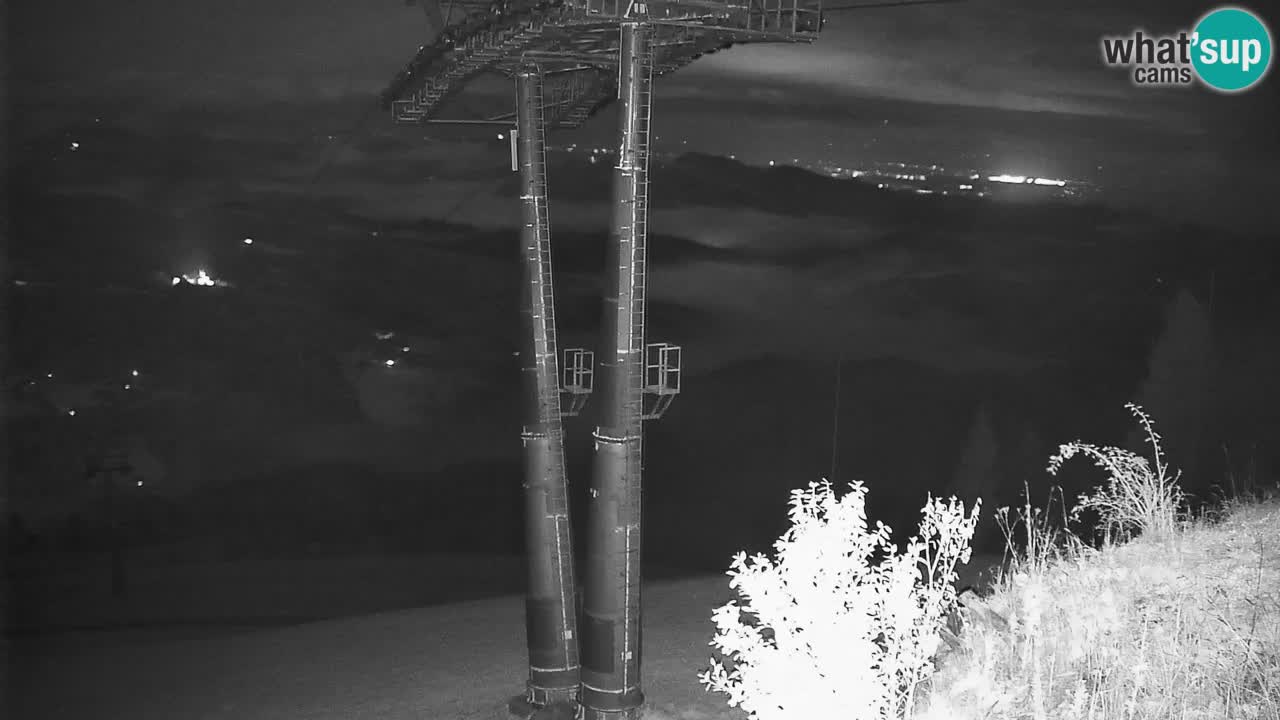 Stazione sciistica di Stari Vrh Webcam in diretta – Slovenia
