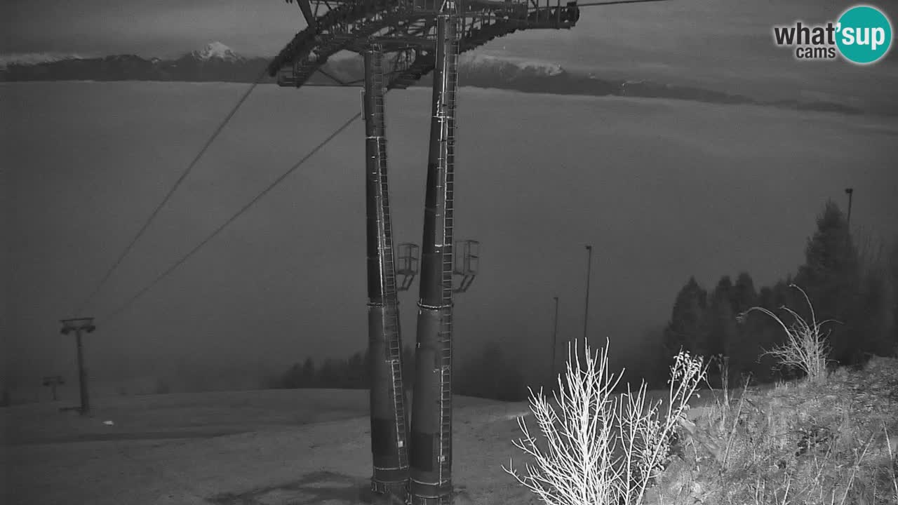 Skijalište Stari Vrh Web kamera uživo – Slovenija