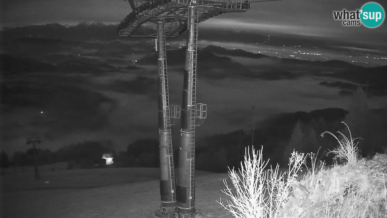 Stazione sciistica di Stari Vrh Webcam in diretta – Slovenia