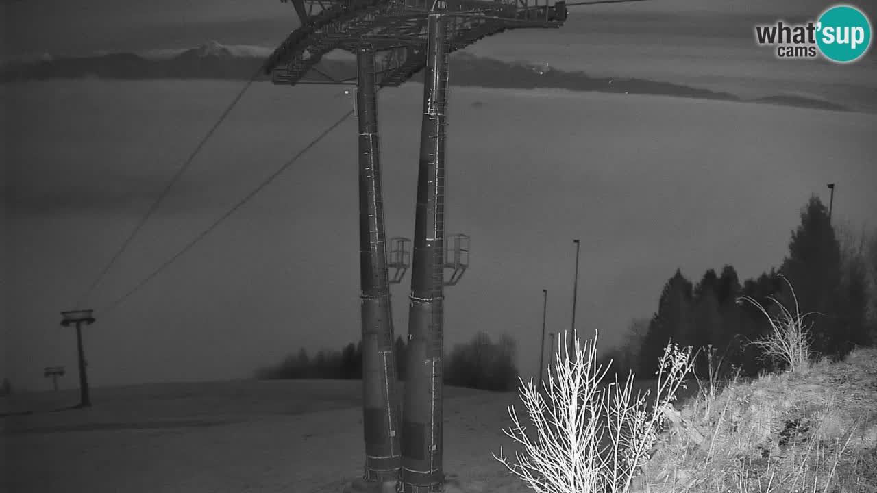 Skijalište Stari Vrh Web kamera uživo – Slovenija