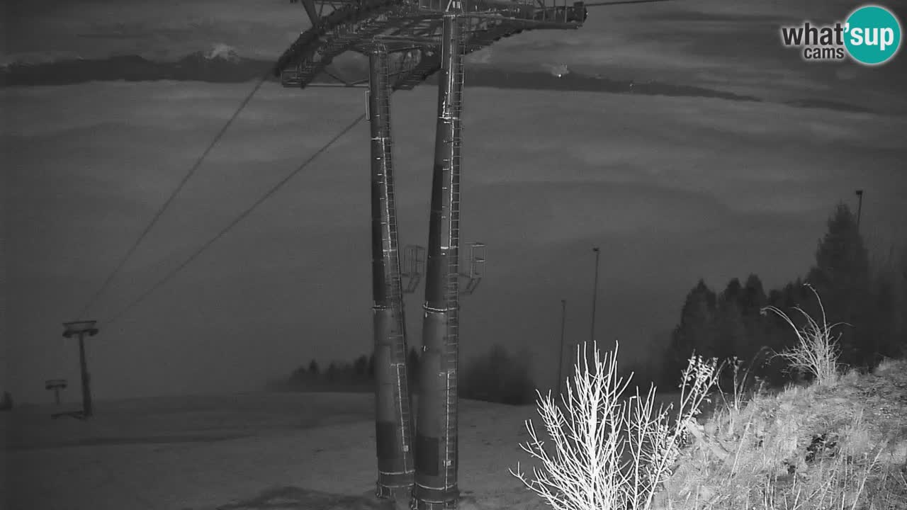 Stazione sciistica di Stari Vrh Webcam in diretta – Slovenia