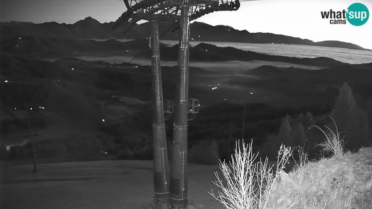 Webcam en direct de la station de ski de Stari Vrh – Slovénie
