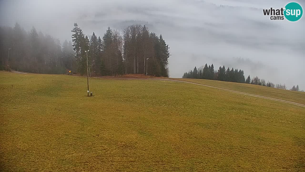 Smučišče Stari Vrh Spletna kamera – vrtljiva