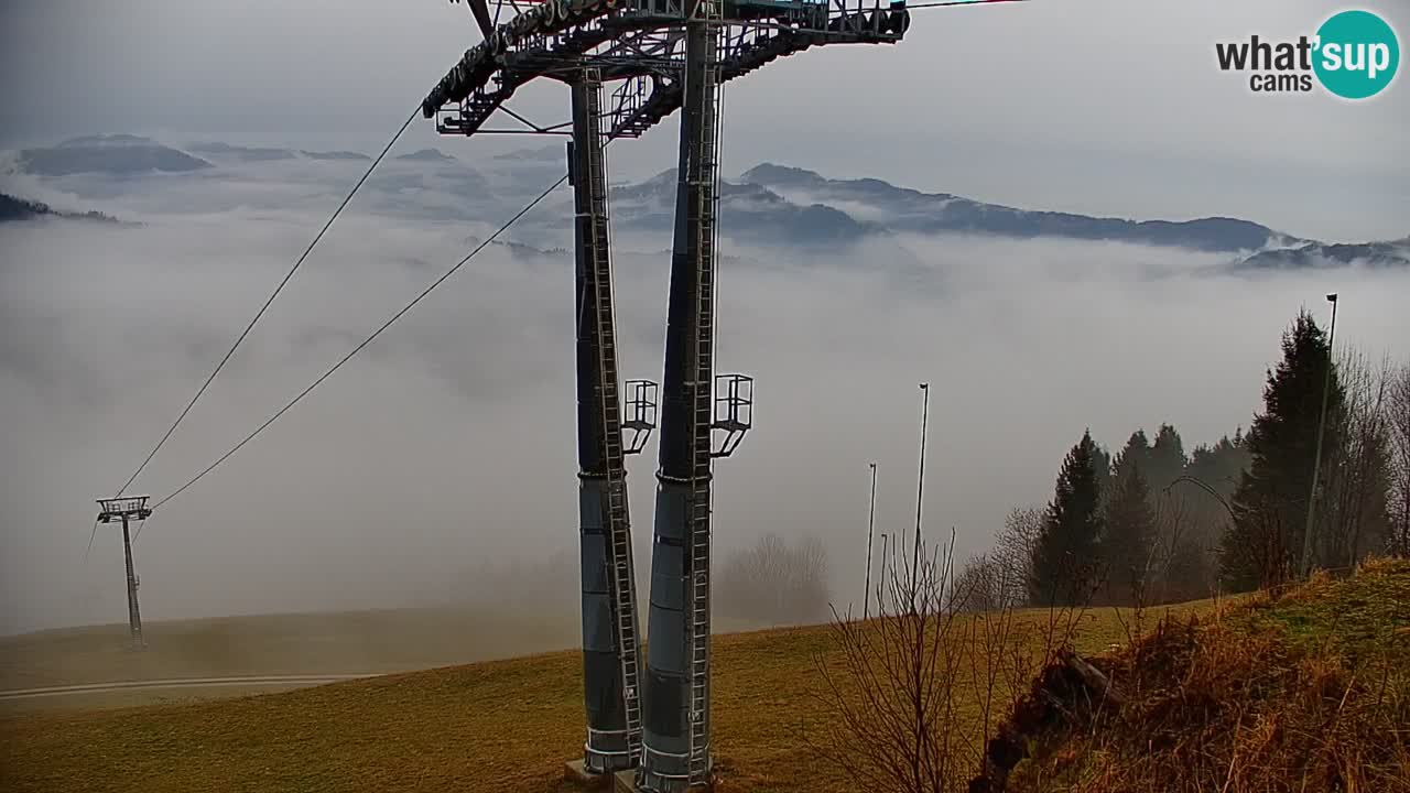 Smučišče Stari Vrh Spletna kamera – vrtljiva
