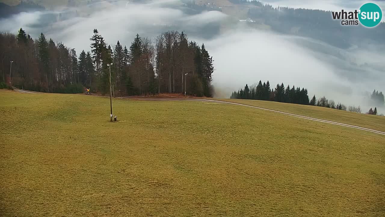 Smučišče Stari Vrh Spletna kamera – vrtljiva